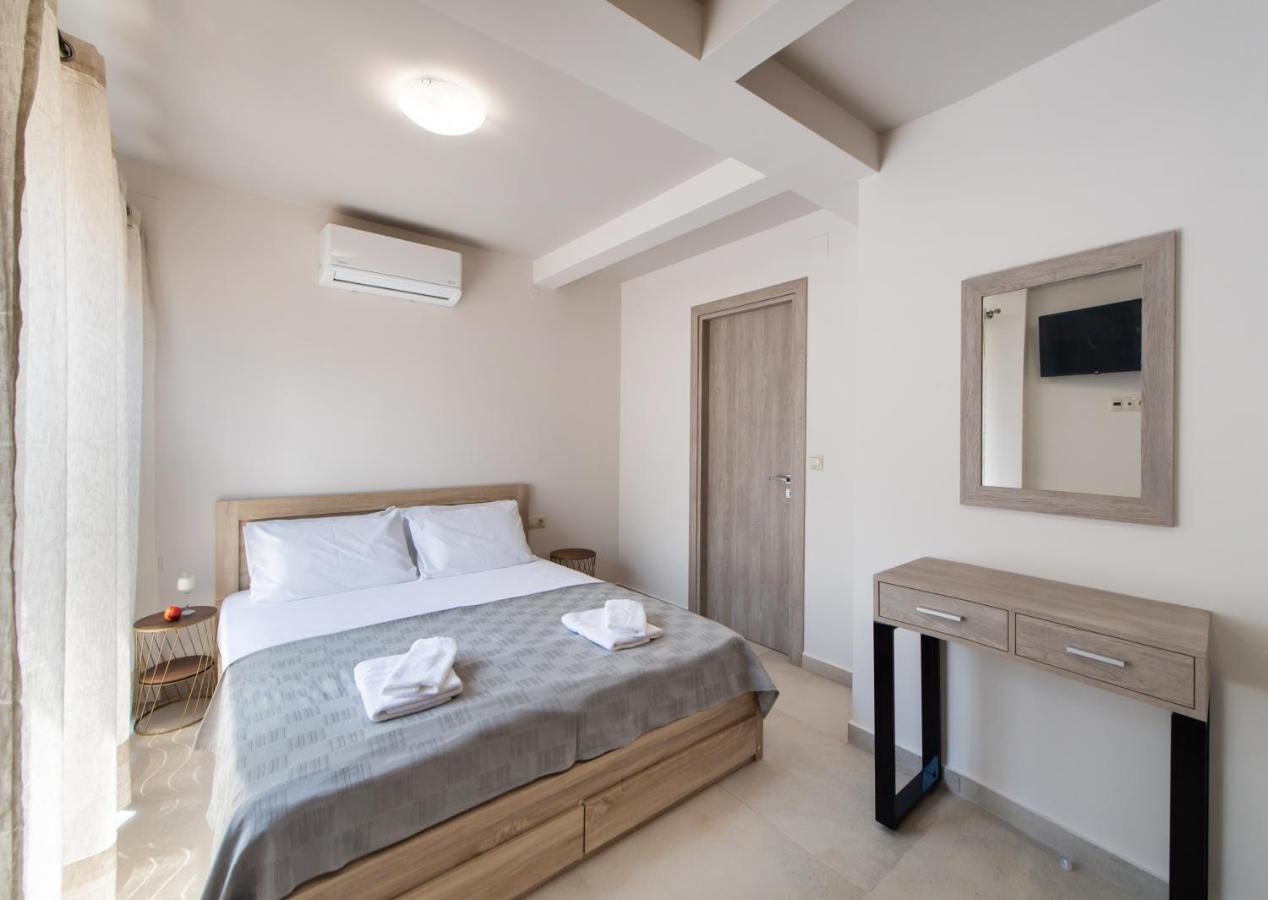 Villelia View Villas 2 Apolpaina Bagian luar foto